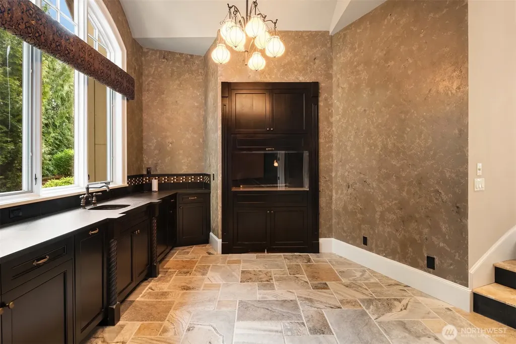 745 250th Lane NE Sammamish WA 98074