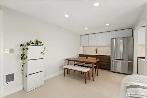 12056 15th Avenue NE Seattle WA 98125
