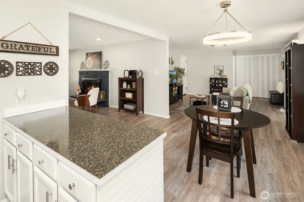1067 Anacortes Avenue NE Renton WA 98059