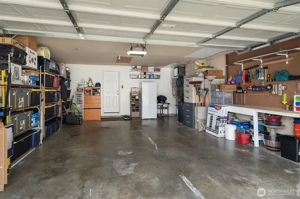 1067 Anacortes Avenue NE Renton WA 98059