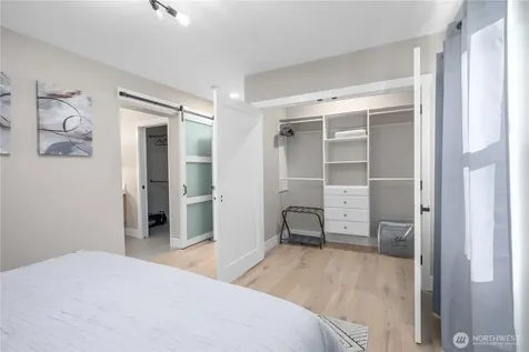 7901 16th Avenue SW Seattle WA 98106