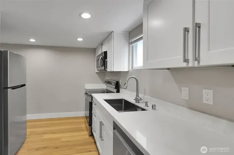 7901 16th Avenue SW Seattle WA 98106