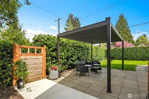 7901 16th Avenue SW Seattle WA 98106