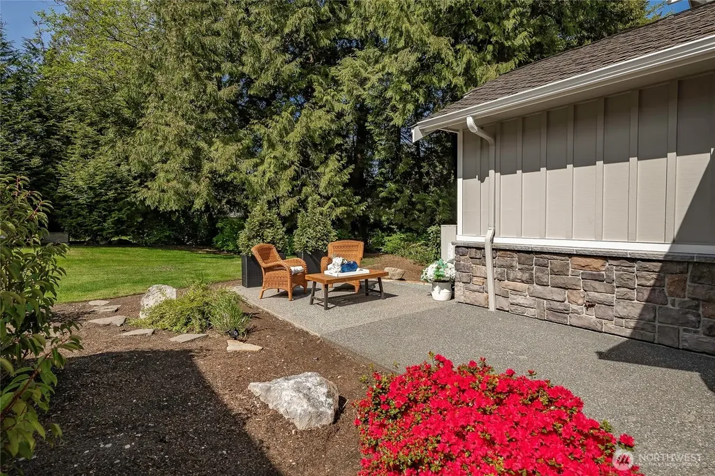 9021 Gleneage Drive Blaine WA 98230