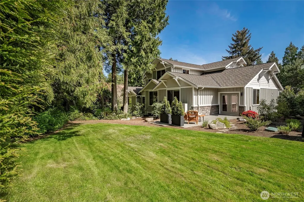 9021 Gleneage Drive Blaine WA 98230