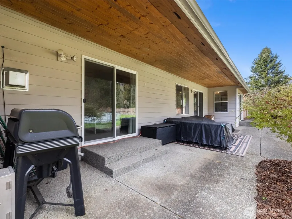 23309 121st Avenue NE Arlington WA 98223