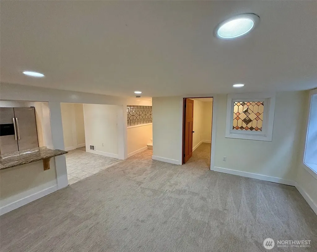 812 E Gwinn Place Seattle WA 98102