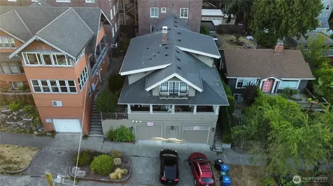 812 E Gwinn Place Seattle WA 98102