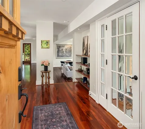 8302 SW Dilworth Vashon WA 98070