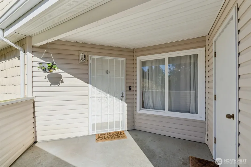 9210 Market Place Lake Stevens WA 98258