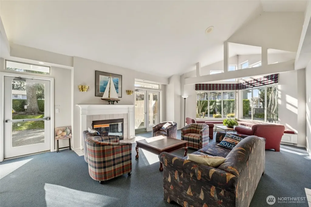 9210 Market Place Lake Stevens WA 98258