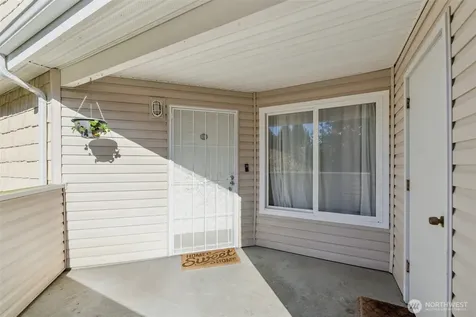9210 Market Place Lake Stevens WA 98258