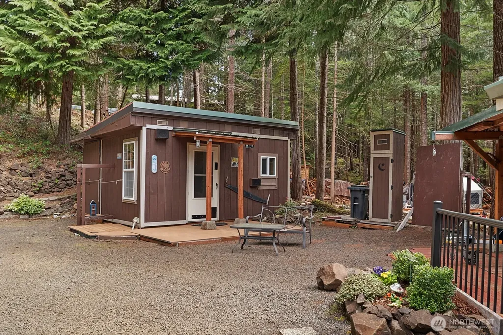 30 N Deer Court Hoodsport WA 98548