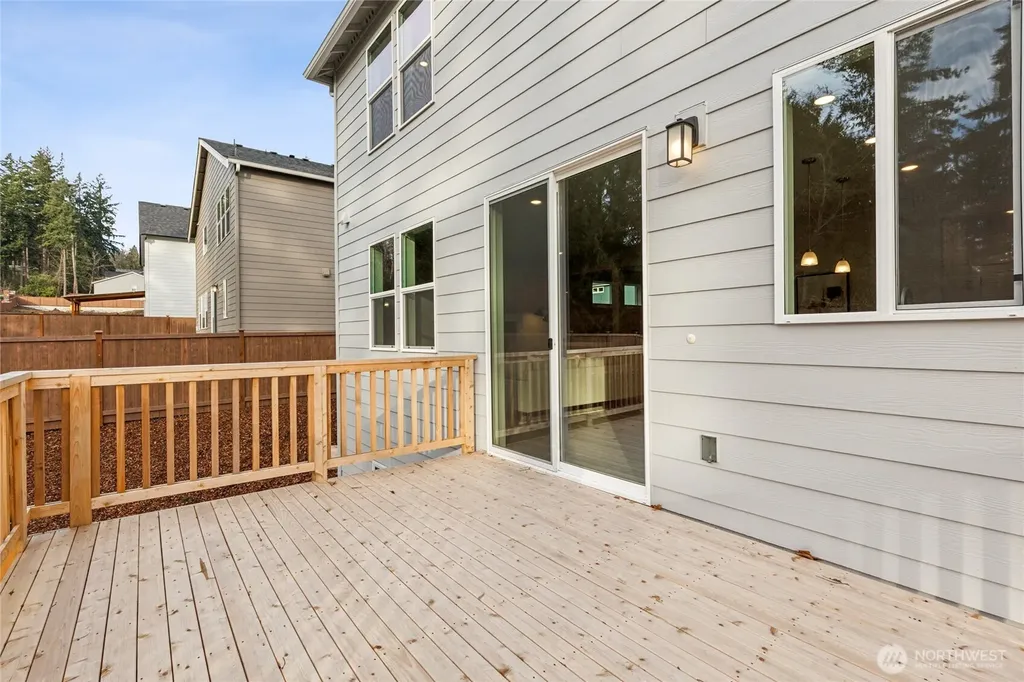3922 98th Avenue Ct E Edgewood WA 98371