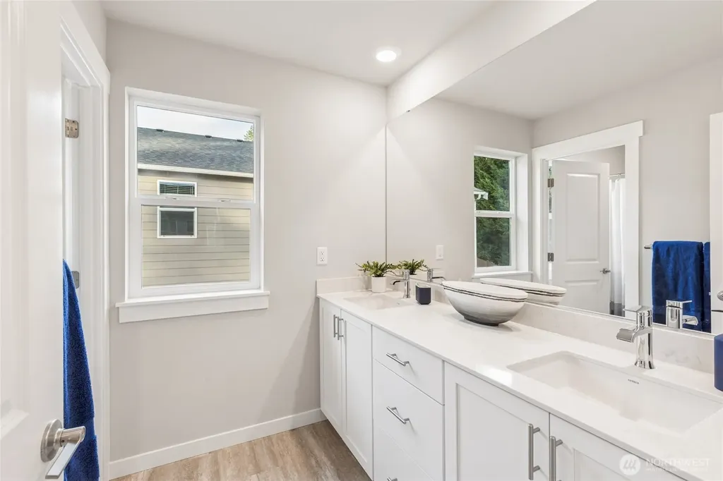 3922 98th Avenue Ct E Edgewood WA 98371