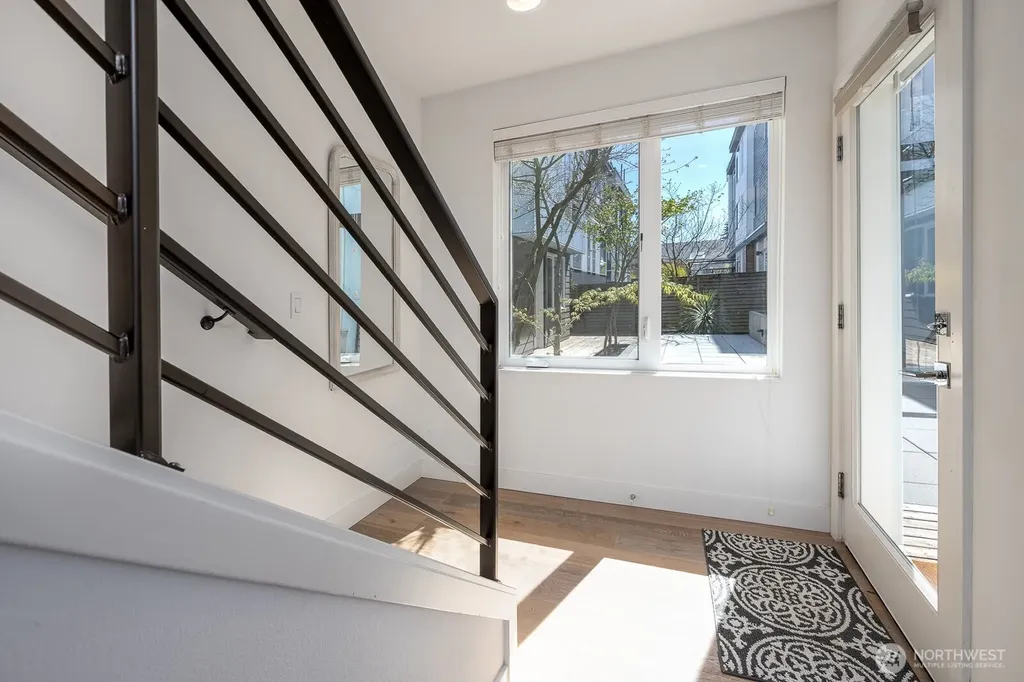 4331 Woodland Park Avenue N Seattle WA 98103