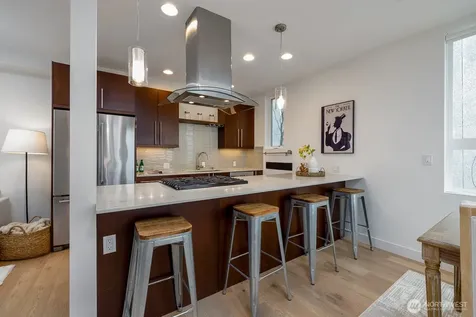 4331 Woodland Park Avenue N Seattle WA 98103