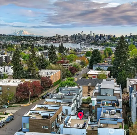 4331 Woodland Park Avenue N Seattle WA 98103