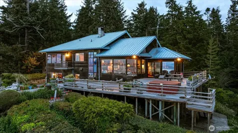 2312 Cedar Hollow Lane Coupeville WA 98239
