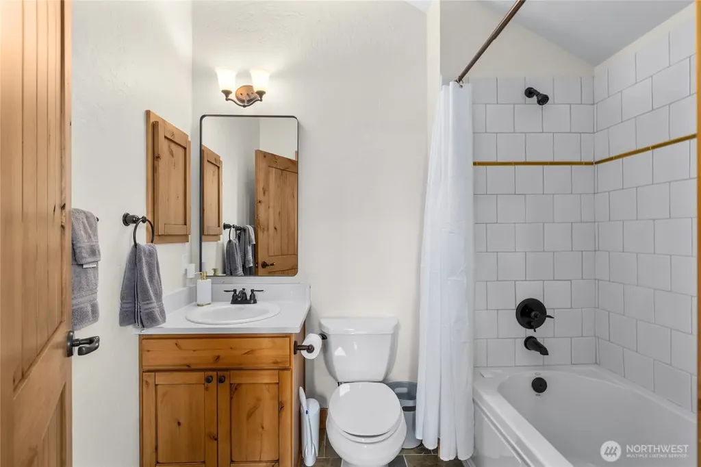 130 Saddle Ridge Loop Cle Elum WA 98922