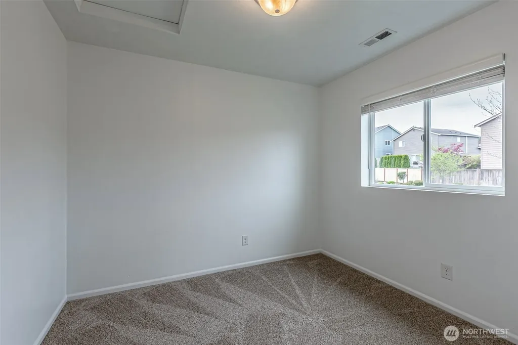2156 66th Street SE Auburn WA 98092