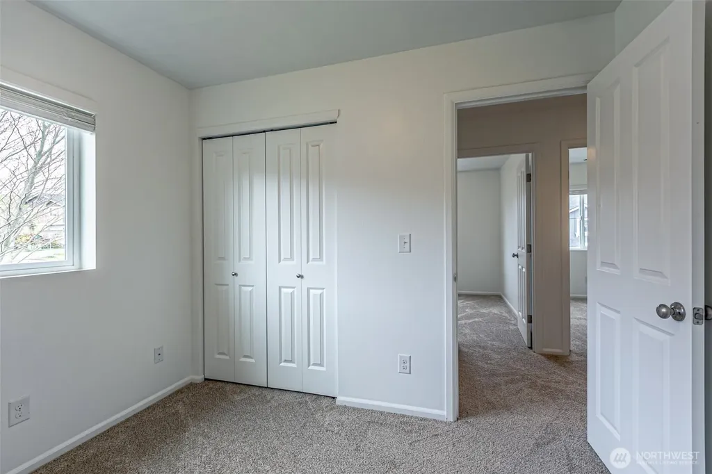 2156 66th Street SE Auburn WA 98092