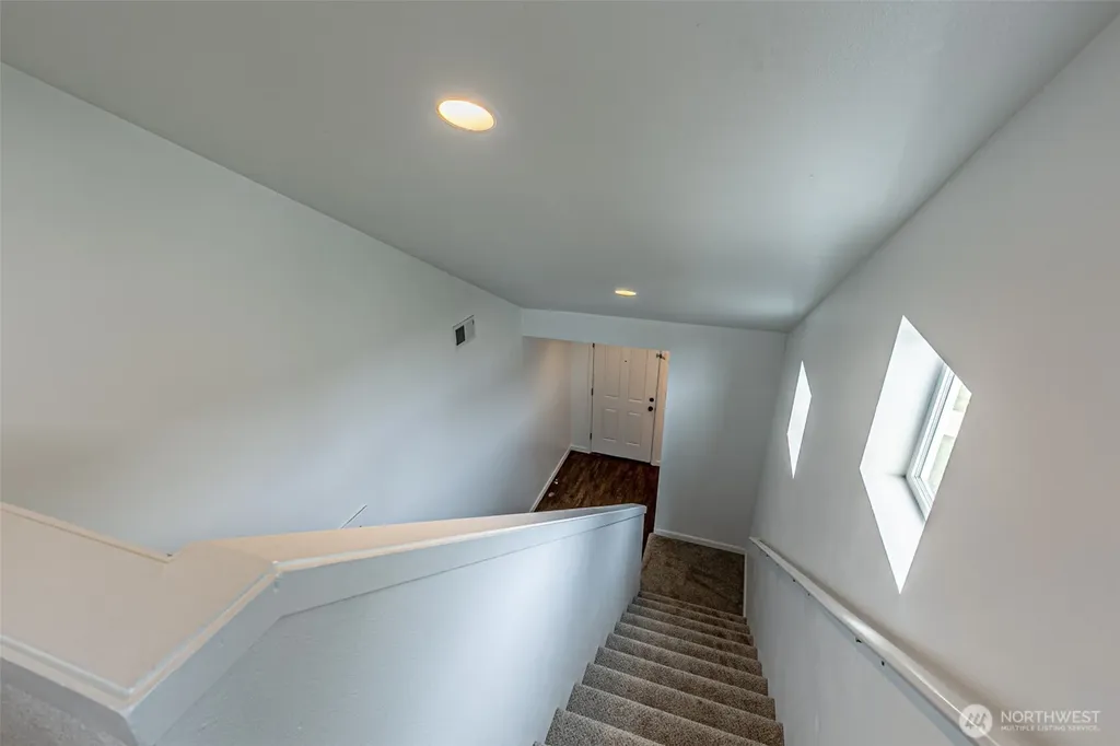 2156 66th Street SE Auburn WA 98092