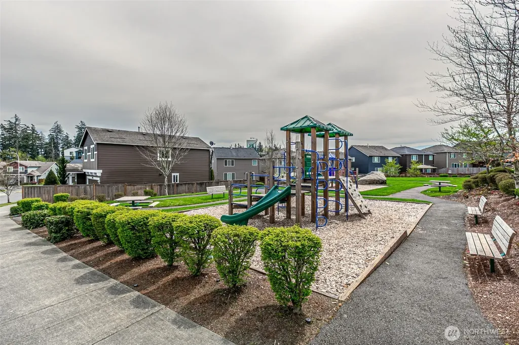 2156 66th Street SE Auburn WA 98092