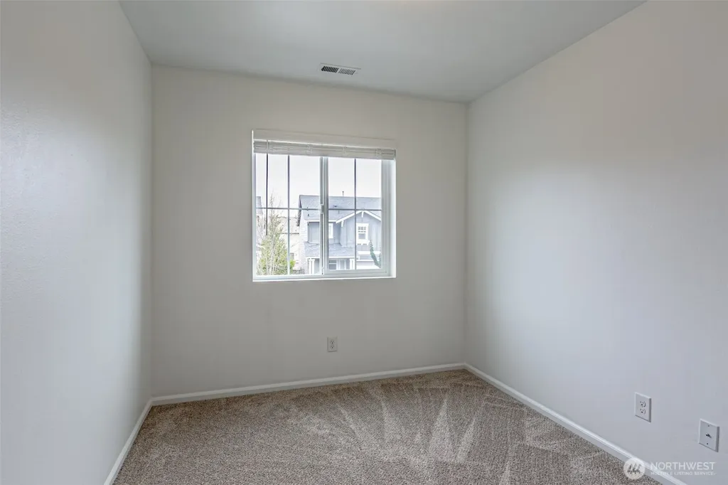 2156 66th Street SE Auburn WA 98092