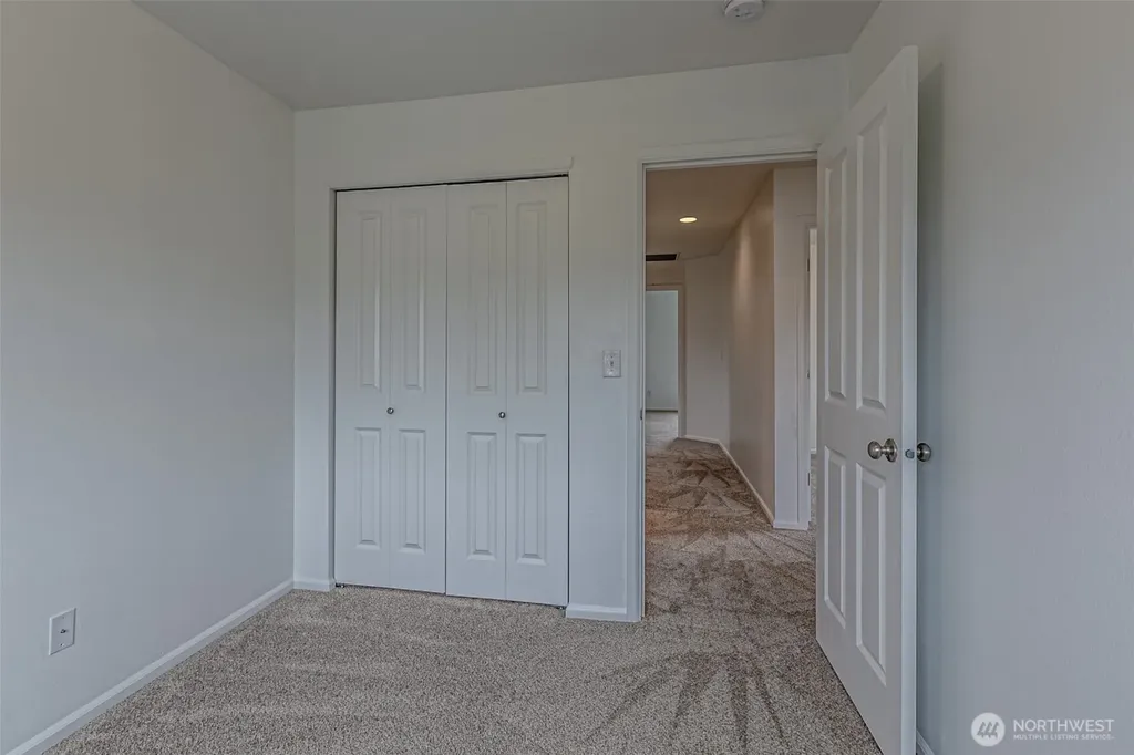 2156 66th Street SE Auburn WA 98092