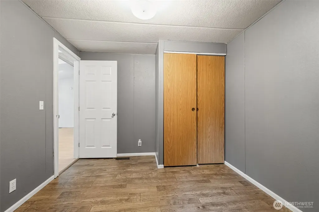 4515 SE Inwood Lane Port Orchard WA 98367