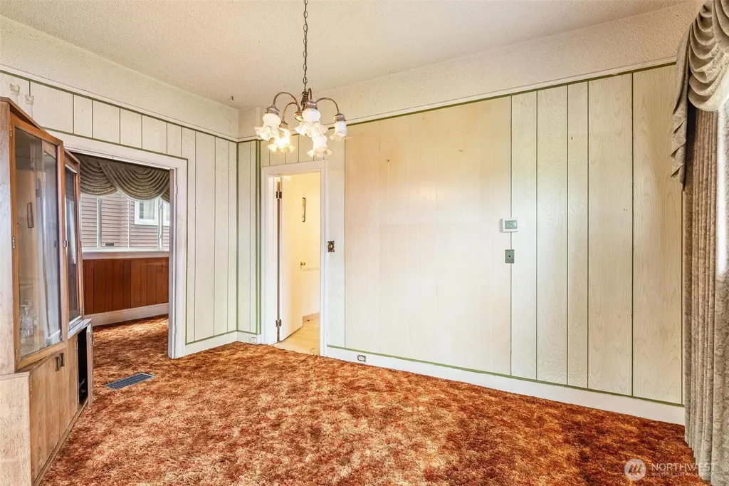 1613 24th Avenue Seattle WA 98122