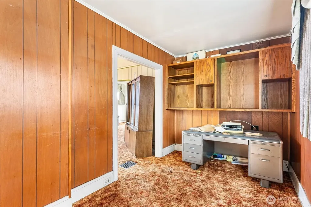 1613 24th Avenue Seattle WA 98122