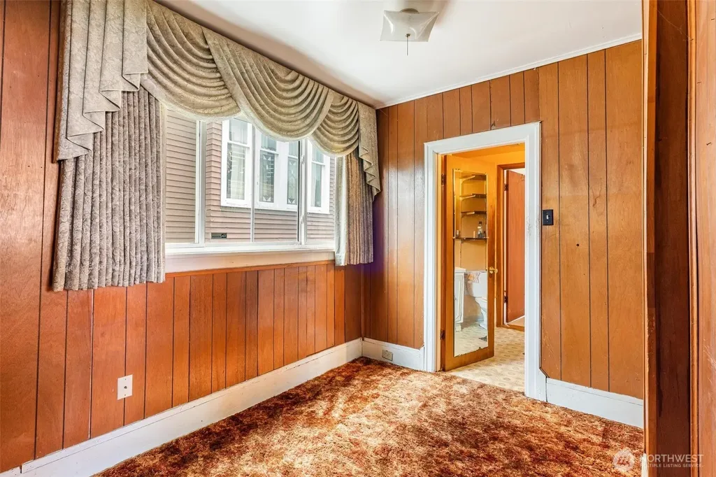 1613 24th Avenue Seattle WA 98122