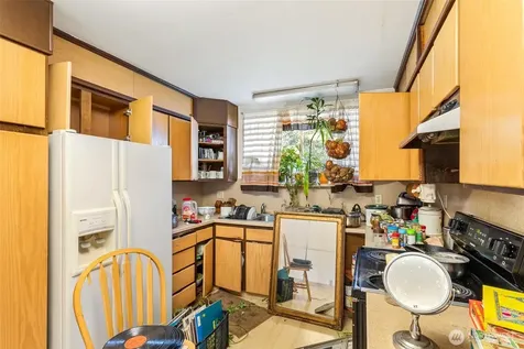 1613 24th Avenue Seattle WA 98122