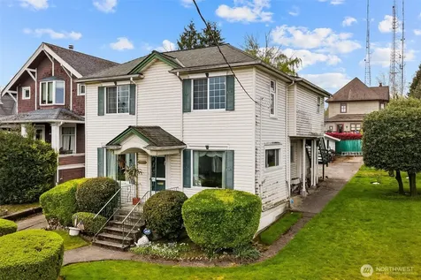 1613 24th Avenue Seattle WA 98122