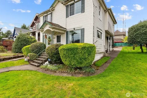 1613 24th Avenue Seattle WA 98122