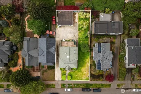 1613 24th Avenue Seattle WA 98122