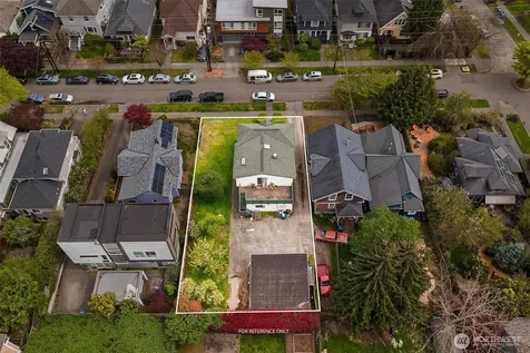 1613 24th Avenue Seattle WA 98122