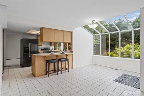 822 SW 314th Place Federal Way WA 98023