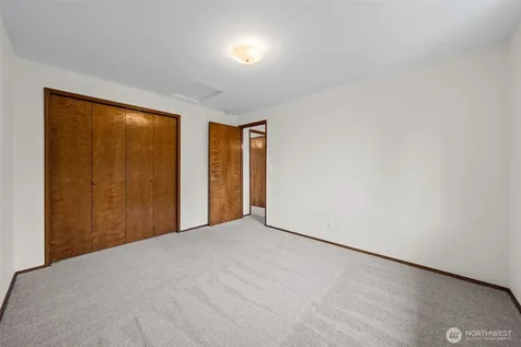 822 SW 314th Place Federal Way WA 98023