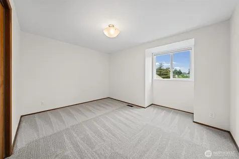 822 SW 314th Place Federal Way WA 98023