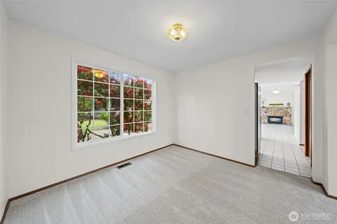 822 SW 314th Place Federal Way WA 98023