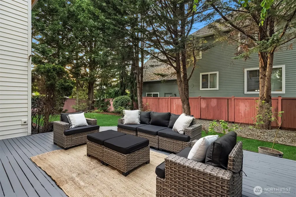 21030 SE 5th Street Sammamish WA 98074