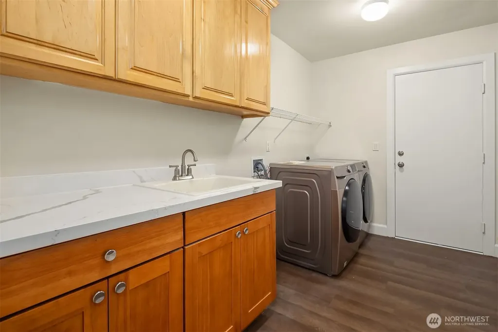 21030 SE 5th Street Sammamish WA 98074