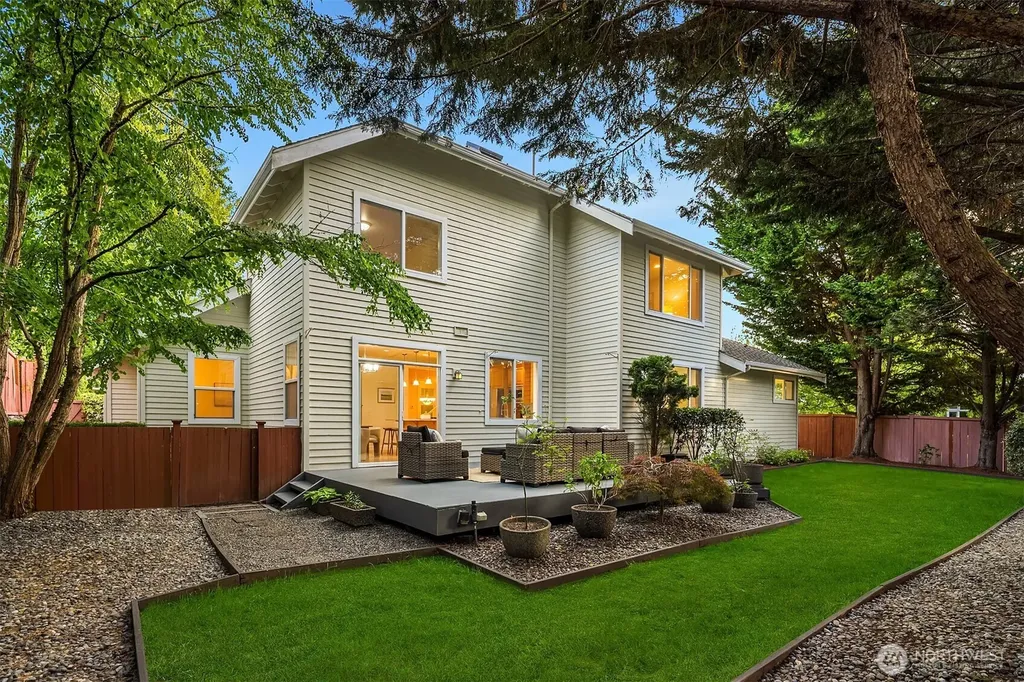 21030 SE 5th Street Sammamish WA 98074