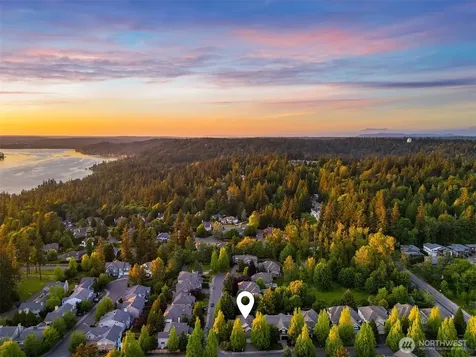 21030 SE 5th Street Sammamish WA 98074