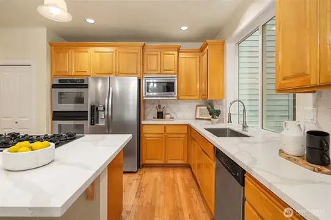 21030 SE 5th Street Sammamish WA 98074