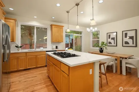 21030 SE 5th Street Sammamish WA 98074