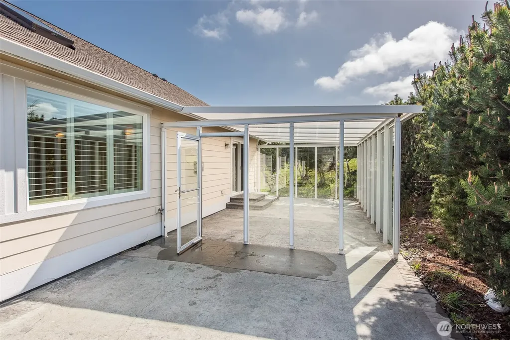 315 Dungeness Greens Way Sequim WA 98382